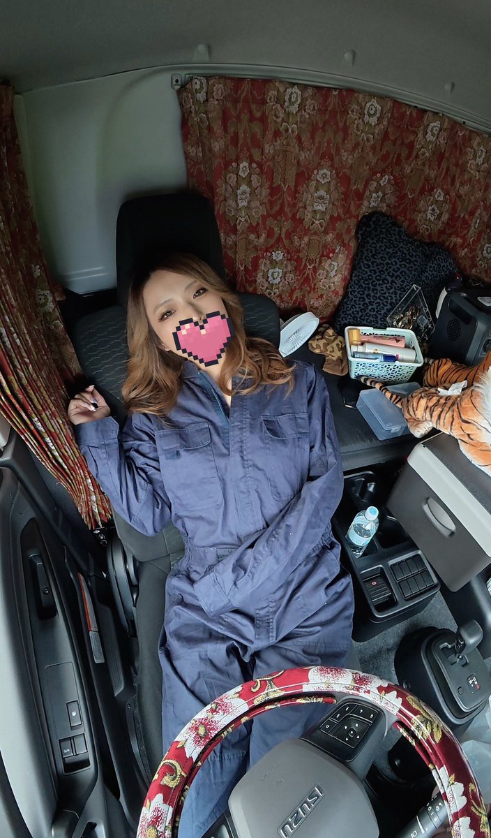 truckpinkup's tweet photo. 長距離トラックドライバーの日常なんてこんなもん https://t.co/WS6n1No6WW