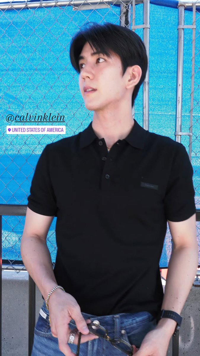 seatawinanfc's tweet photo. ส่งกำลังใจจากไทยแลนด์ค้าบ

IGs: https://t.co/Y5nSujouhk

SEA TAWINAN 1ST CK FLY2NYC

#CALVINKLEINXSEA
#CALVINKLEIN
#sea_tawinan @CalvinKlein @Sea_tawinan https://t.co/db5M5URRw8