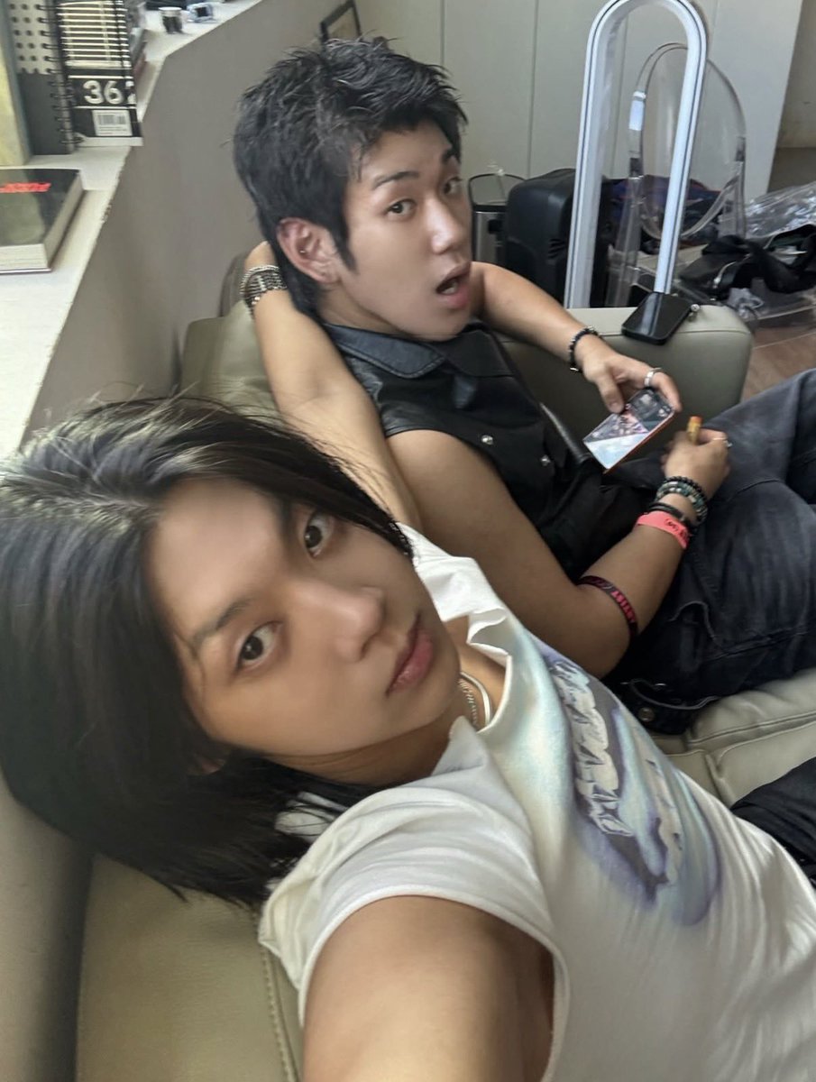 jyomato's tweet photo. Semua kapal j—yo memang gemas https://t.co/akY5PgX7wK