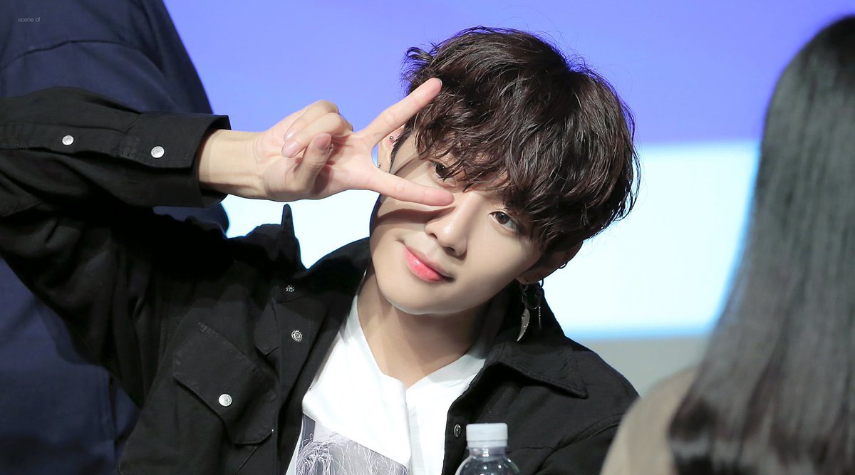 timetoksw's tweet photo. 180909 압구정 쿨트랙 

#더보이즈 #선우 #THEBOYZ #SUNWOO https://t.co/FuXocoPVVn