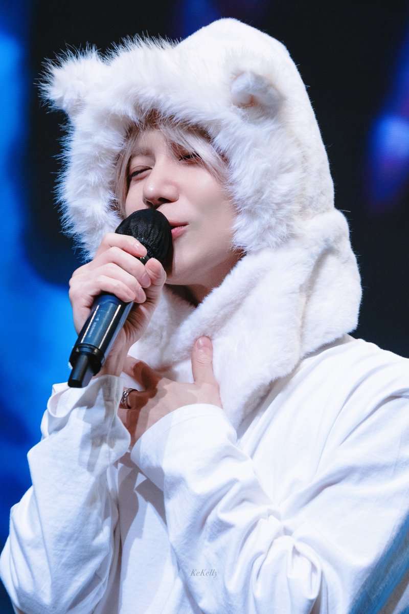 Kekelly0529's tweet photo. 260905 뮤직플랜트 팬싸
Baby angel❄️👼🏻

#TAEMIN #태민 #泰民 #テミン https://t.co/3Bk4cuWKvD