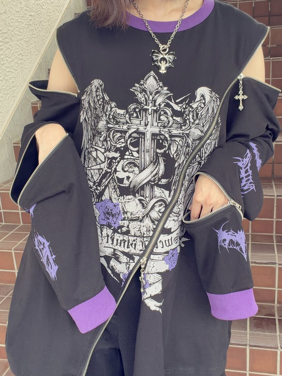 noah_chan_07's tweet photo. おすすめコーデ𓆩 ♱ 𓆪
ジップいっぱいのロンT！
新作のパンツは長さ調節できるよん︎👍🏻⋆͛

コーデこちらから👇
https://t.co/u2RQKmqp1g

 #Amilige  #amilige  #地雷系  #サブカル地雷  #原宿  #アパレル https://t.co/Oh2x2WRkZe