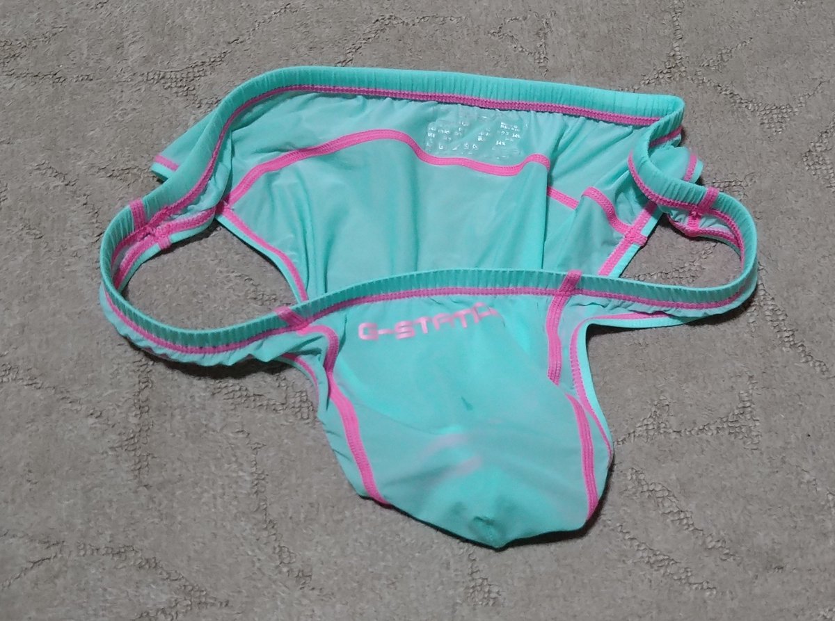 wAqJ4AWniI1zZgd's tweet photo. 今日のパンツ０９０８
G-Station　DEWTY SKIN
ビビッドステッチ ハーフシームビキニ
（グリーン） https://t.co/PvuSkDCmWn