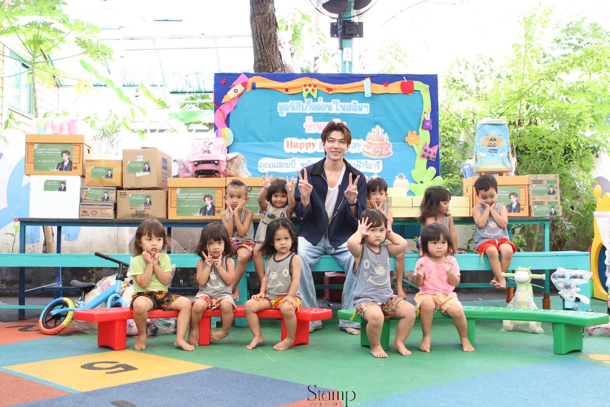 StampOfficialTH's tweet photo. Happy Birthday ที่เต็มไปด้วยรอยยิ้มของเด็ก ๆ และหัวใจที่อบอุ่นที่สุด ขอบคุณทุกความสุขในวันนี้นะครับ 🎈✨ 

#Stamp22ndchapter 
#stamp_panachkorn https://t.co/jwleqK0tfF