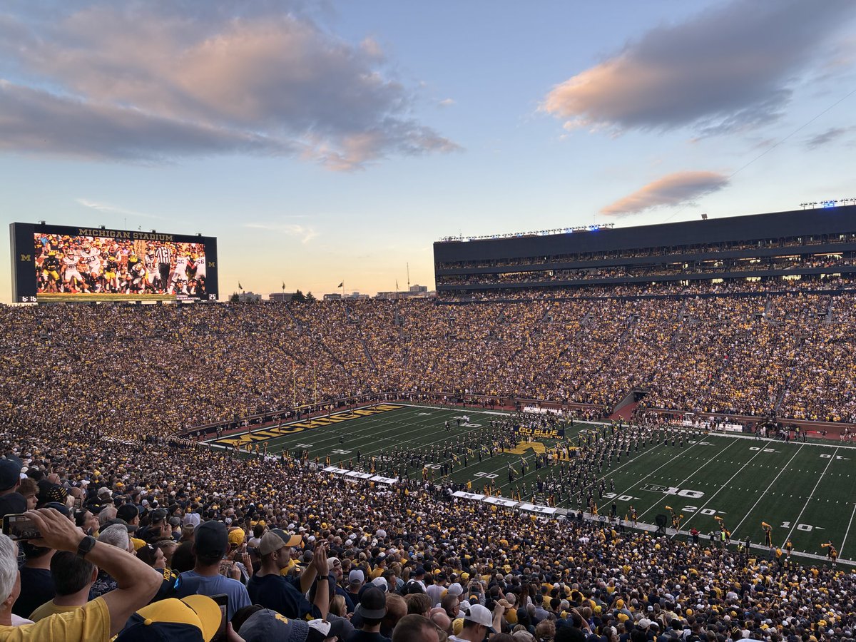 bankofannarbor's tweet photo. Knock knock? 
Whose there? 
Western Michigan Football
… one second please https://t.co/7nFCBlKfhV