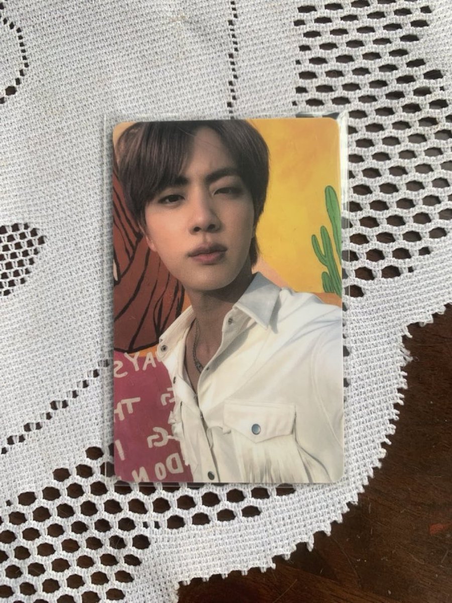 breadjinnie___'s tweet photo. wts lfb ph bts #breadjinniecartz

jin photocard set 🩷 ₱250 payo

loc: qc, metro mnl ~ comment to claim 🫶🏻
# pc butter ld lucky draw pvc https://t.co/mxQN5vtWwK