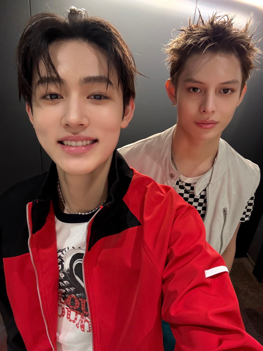 zhaoyufancokr's tweet photo. [260908] #JAMES &amp; #SEONGHYEON Instagram Update https://t.co/Dh2vFbCO1B