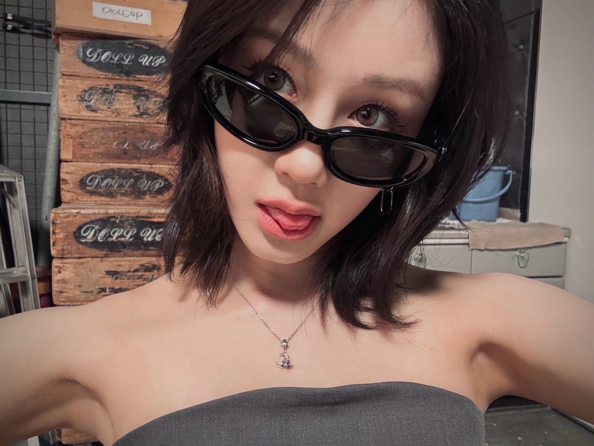 RiRi_Rainny's tweet photo. มาดามลุคนี้ คือ แซ่บตาย
แม่มันจะหัวใจวาย
ใช้คำว่าสวยได้เปลืองมาก 🔥 

#PHARITA https://t.co/0sOa8Qrll4