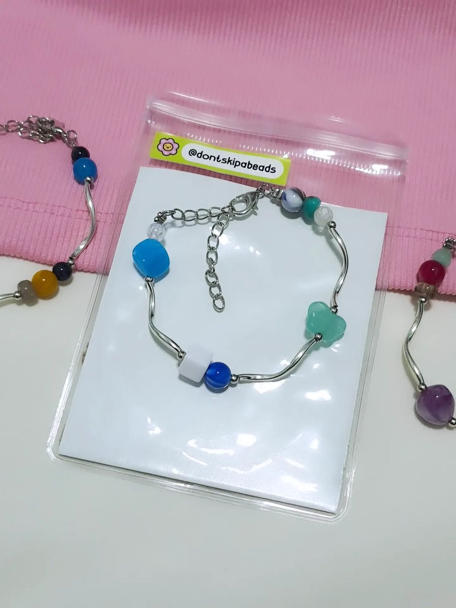 dontskipabeads's tweet photo. 🩰 กำไลข้อมือ 59.-

*สินค้ามีแบบละ1ชิ้น

// #dontskipabeads

.
#กำไลข้อมือ #กำไลลูกปัด #กำไลข้อมือลูกปัด https://t.co/3s49Iqq8AZ