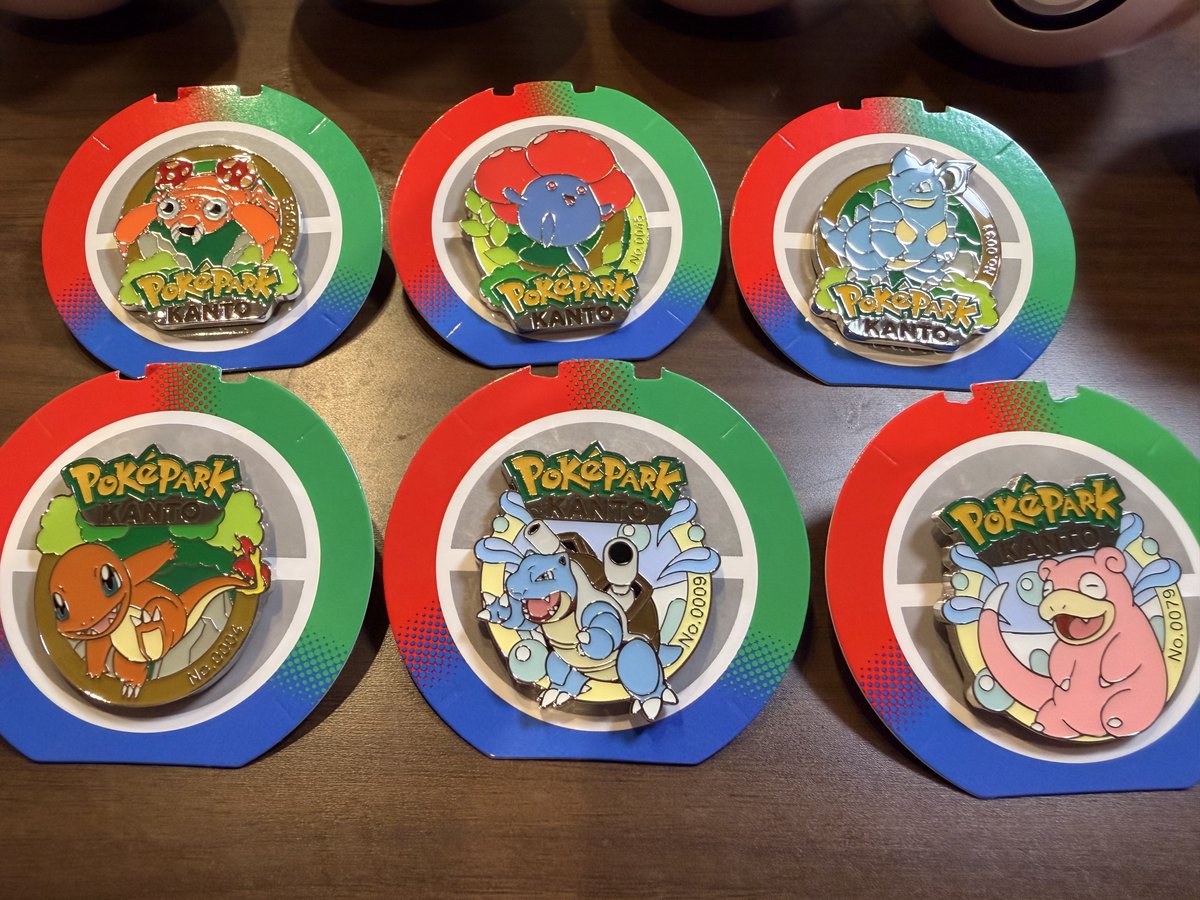 yae_poke's tweet photo. ポケパークから帰ってきました。
ピンズは1パーティ分だけ購入。
めちゃくちゃ引き強くない？！
推しのヤドン1発自引きはアツい！！ https://t.co/3ZXTJwuYSr