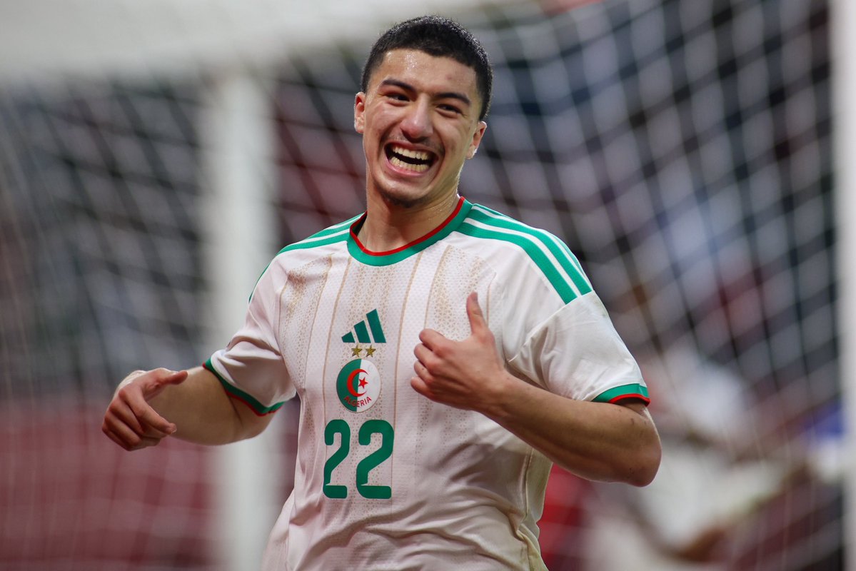 ActuFoot_'s tweet photo. 🚨🚨 OFFICIEL ! IBRAHIM MAZA 🇩🇿 EST NOMMÉ POUR LE TROPHÉE KOPA AU BALLON D'OR 🌕 !!! 💎

Notamment pour sa très belle CAN. 🤩🌍 https://t.co/FWgxduB4s9