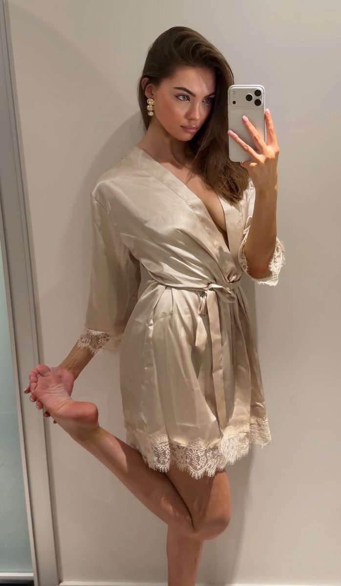 SpoilLilarose's tweet photo. Weapon of choice. Your wallet never stood a chance 🤭🌀 https://t.co/s3y75ybjW8
