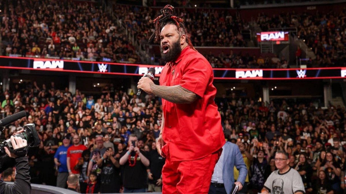 WrestleFeatures's tweet photo. According to Netflix Executive Gabe Spitzer, it's rare that Netflix and WWE are having conversations regarding censorship. 

It's been stated that Netflix tries to be "looser" when it comes to any type of censorship. 

(Sports Media Podcast) https://t.co/dZ4Dhum13Z