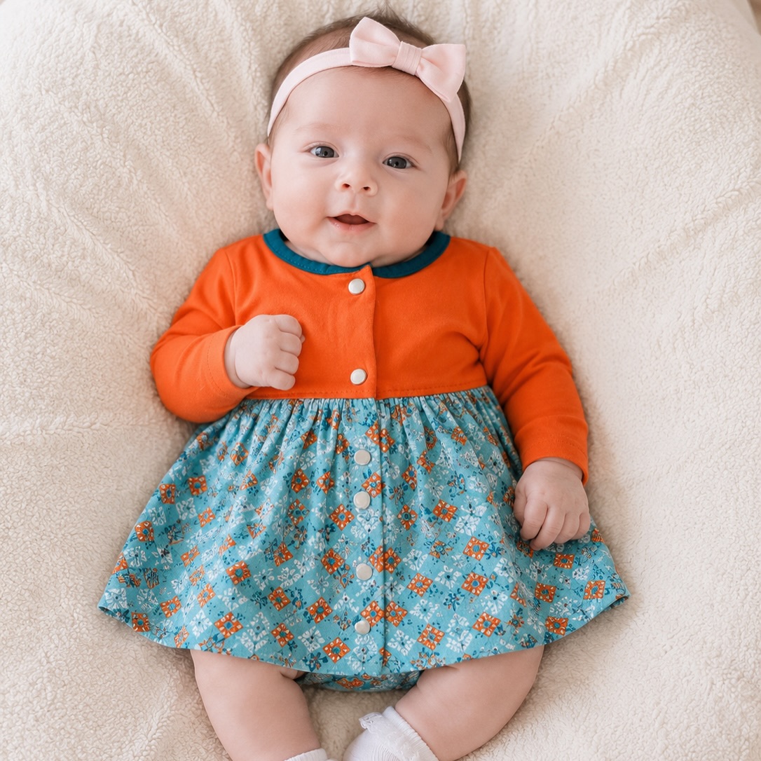 Dalto_Svg's tweet photo. Tiny dress, endless smiles. Made with premium cotton for all-day comfort and gentle cuddles. Perfect for your little princess’s everyday adventures. Sizes available: 0–3M and 3–6M. DM to order. https://t.co/WfNZL3Epax