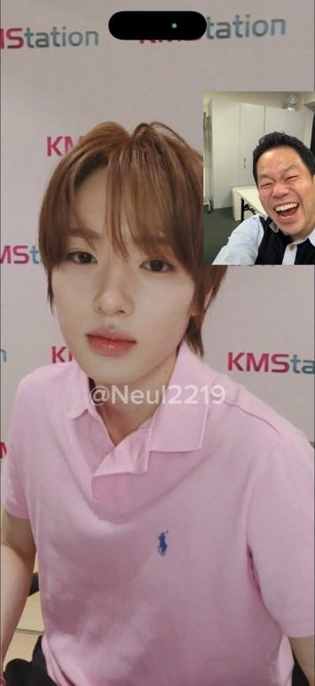Oaa39_'s tweet photo. 치즈볼즈 쌍둥이색으로 염색햇네ㅋㅋ https://t.co/PHgUfGRu9r