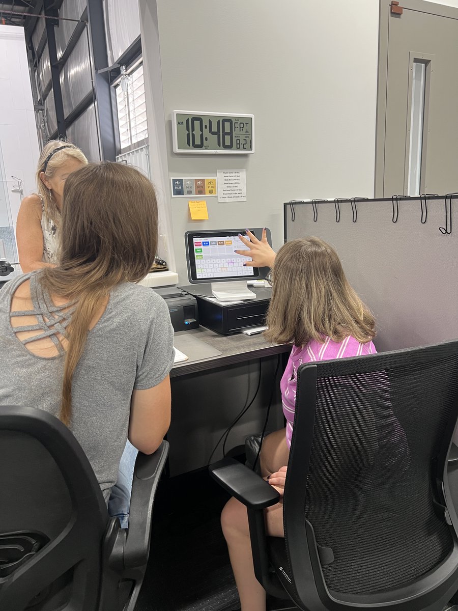 MasterProvision's tweet photo. In August we welcomed Grace, our newest His Heroes intern. She's been manning the front desk and learning the check out process and hopes to one day work at a flower or smoothie shop!

Learn more about our His Heroes program and how to get involved here: https://t.co/JLUJ6sGInS https://t.co/mUr8b0ovAS