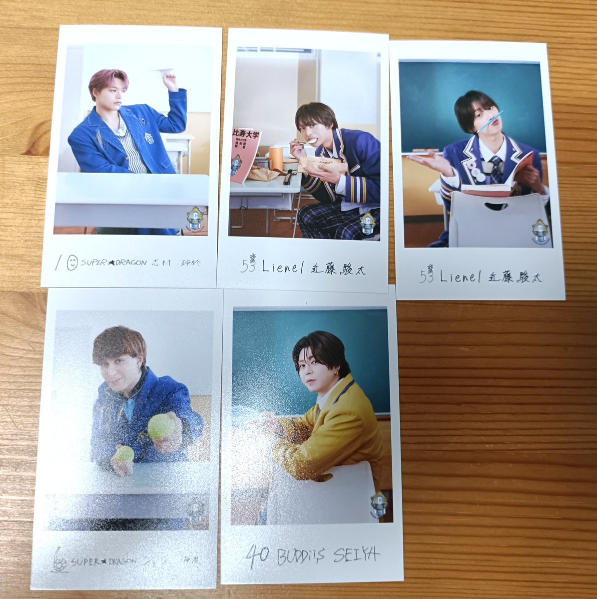 24JI_KAN_NETAI's tweet photo. 【交換、買取譲渡】EBiDAN THE LIVE 2026 15th Anniversary エビライ グッズ 隣の席 ミニフォト カード

譲）池田彪馬 松村和哉 武田創世 タカシ 志村玲於 ジャン海渡 SEIYA 近藤駿太(右･前)

求）長野(前･後) 杢代(前･左)＞他げんじぶメンバー(相談)＞買取

検索からでもお気軽にお声かけください https://t.co/P9J9GEji3S