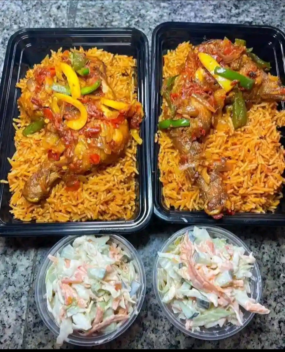 Margaret3v's tweet photo. Good afternoon! What's everybody having for lunch? 🍛😂👇🏽 https://t.co/vxxfFmRG7l