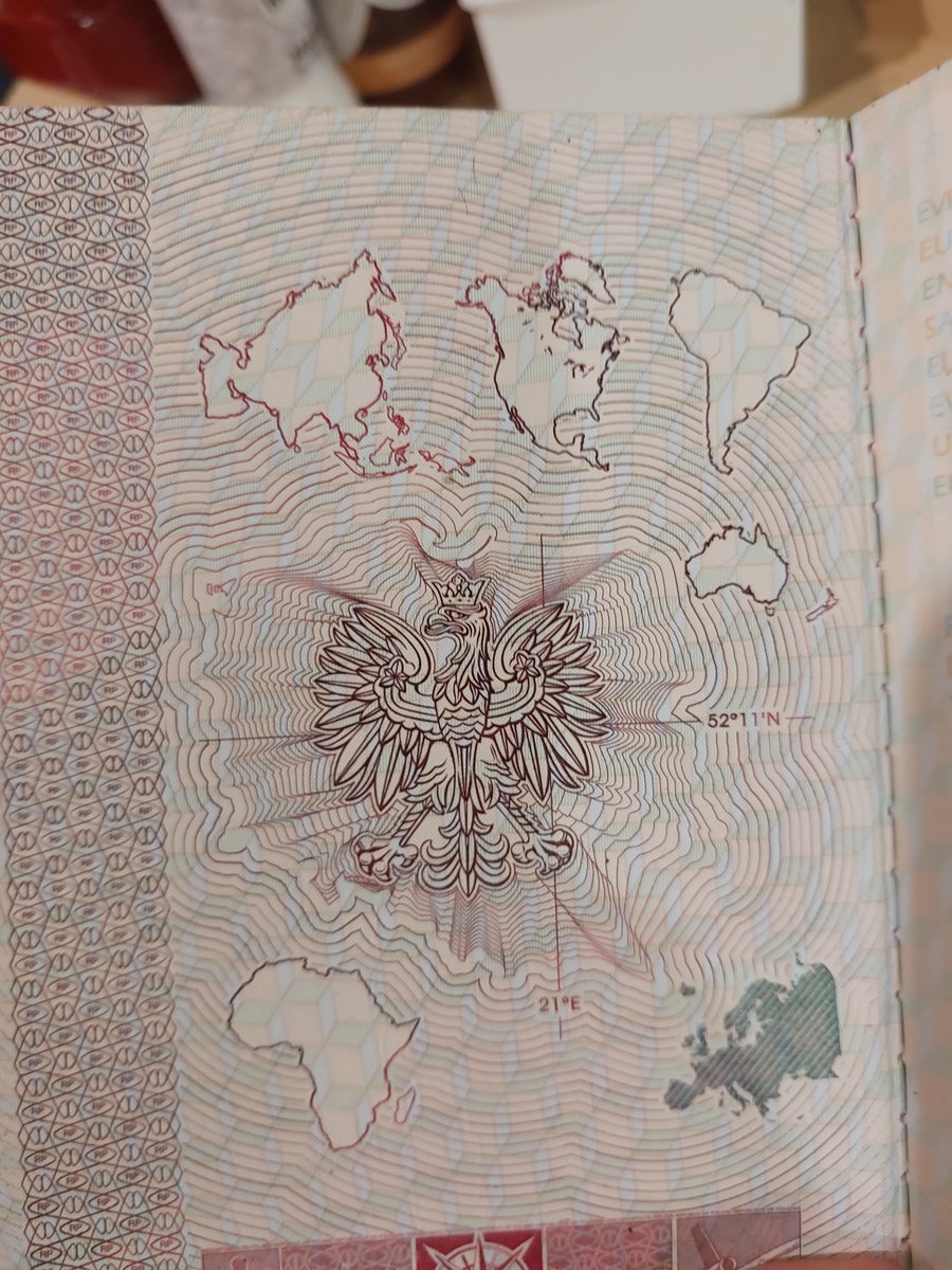Mati__Rx's tweet photo. People don't realize how big Poland  really is. https://t.co/0qVyZK7UBB