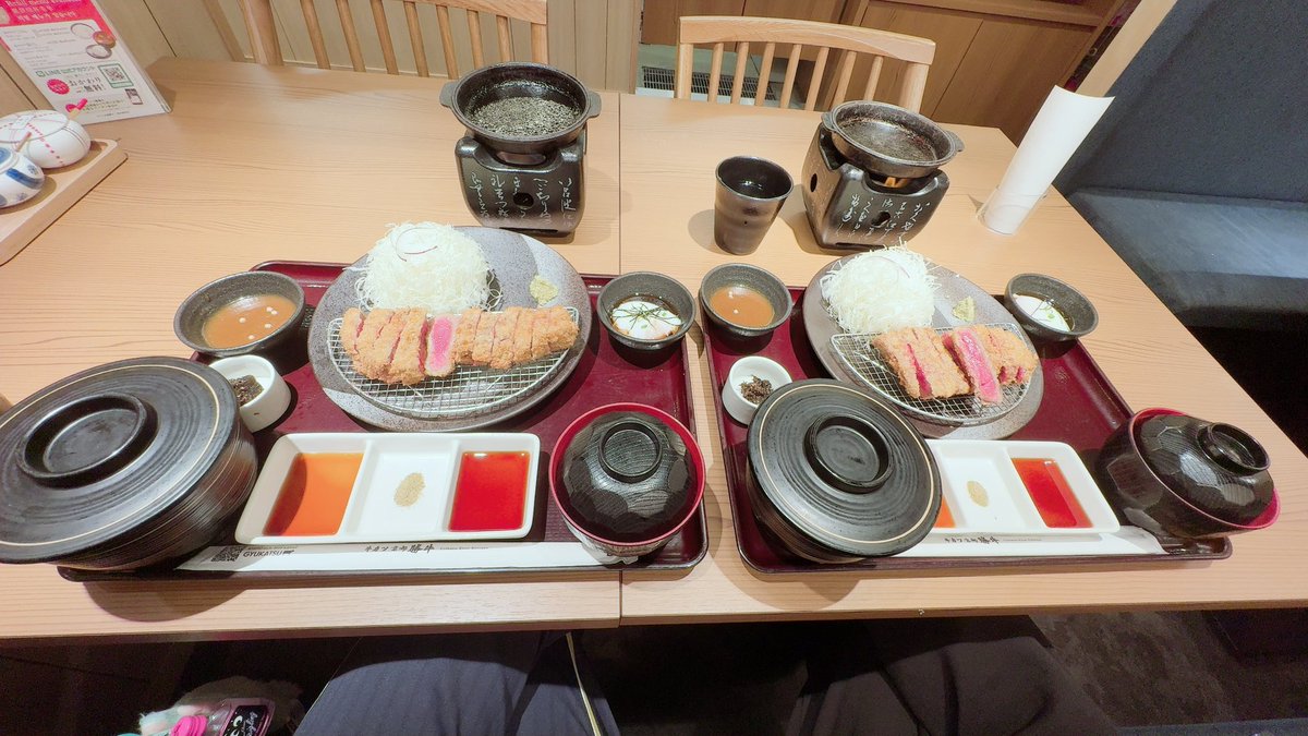 oscgly's tweet photo. おいしい(꜆›̥̥̥ ω ‹꜀) https://t.co/g6E2Qd9Agf