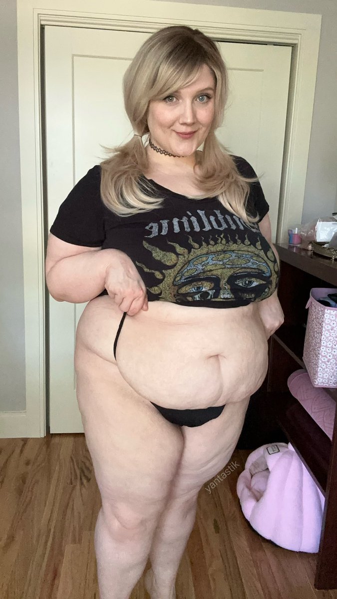 abitofyan's tweet photo. Can you truthfully handle this much belly? https://t.co/pdoxRCr9CN