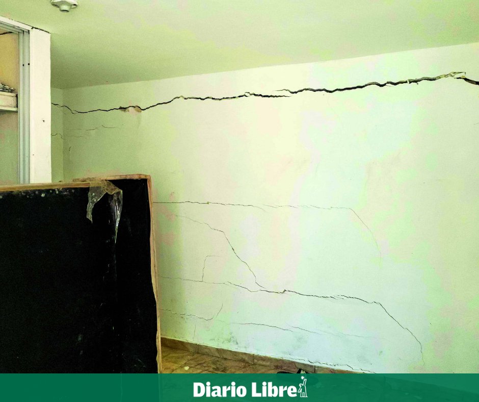 DiarioLibre's tweet photo. 🌇 |#CiudadDL| Cómo saber si el edificio en el que vives es resistente a los terremotos
Amplía la información aquí
https://t.co/7jBdHXJM2Y
#DiarioLibre #Edificaciones #Terremotos #CódigodeConstrucción #EvaluaciónSísmica https://t.co/StyCVaIe56