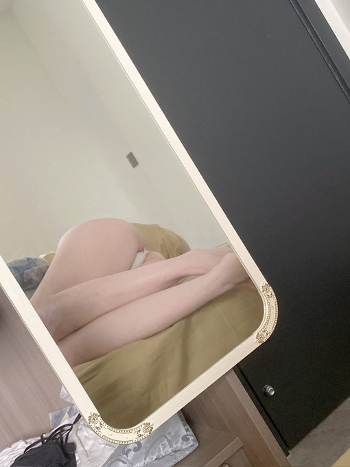 LGSR05's tweet photo. おまんこに精液を注ぎ込んでほしい
早くチンポを突っ込んで
おじさんのチンポが一番好き。食べるのも挿入するのも最高
私の体、気に入った？ 興奮した？ 子犬ちゃん
子犬のチンポなんて、勃起する資格なんてないわ
最近、セックスしてなくて、もう我慢できそう…… https://t.co/yCPBlaoq0N