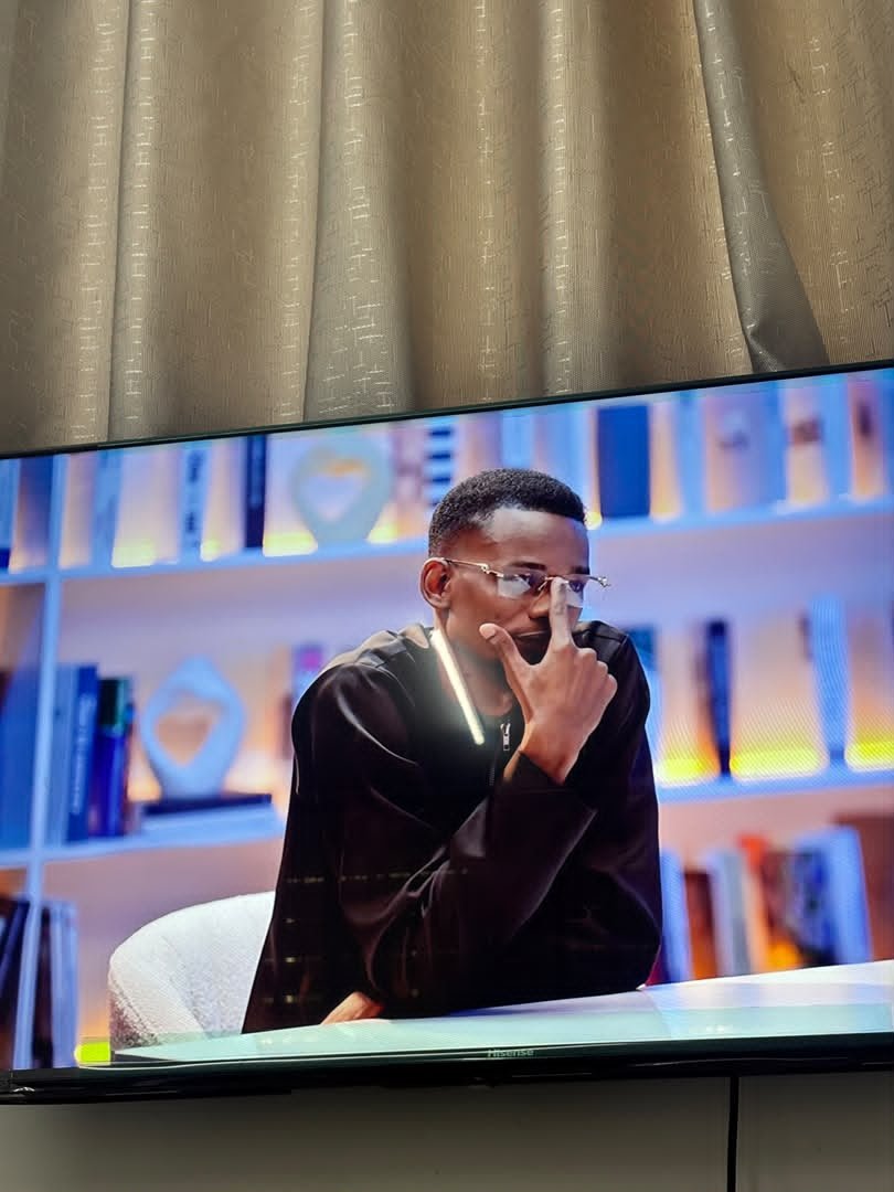 rezam06's tweet photo. Za ndani nasikia hakuna kampuni Tanzania imefika dau la kusponsor hii podcast

Wanataka milioni 300 per episode dah😎 https://t.co/8wMhcNeppT