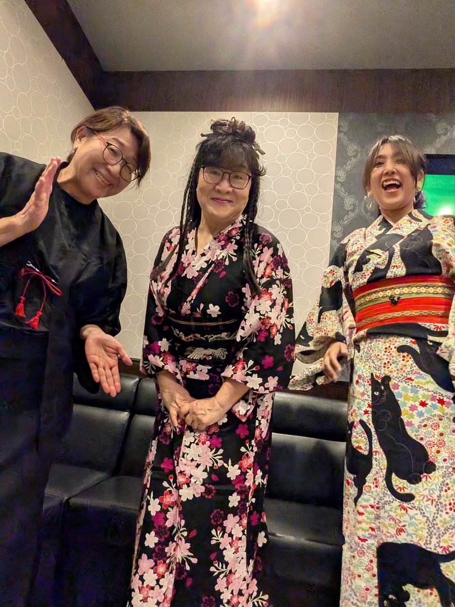 kijimaring's tweet photo. 今回は大宮でぐみにゃりんの女子会でした😊素敵なお部屋で歌えて　#JOYSOUND大宮西口店　に大感謝
初心者🔰ルームでニャンちゃんがVtuber採点初体験😍お腹も心も大満足の女子会でした🥳
#Mia　ちゃん piece of my wish
#超主観Ｖtuber採点
#きじまりん
#エクスパーク https://t.co/YawfWJ1iWF