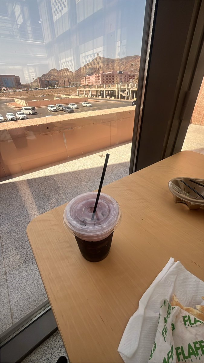 ppfftl's tweet photo. صباح الخير المتأخره من داخل الجامعه☀️
دوام الثلاثاء وزيارات كلية التمريض https://t.co/Bw8Bw0NkxG