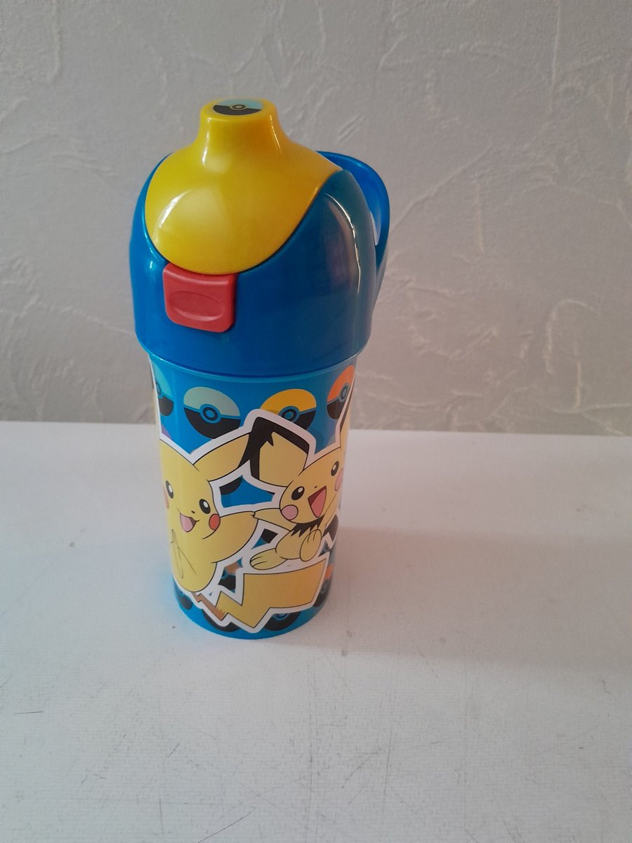 Pokemania0000's tweet photo. Achats du Jour
Une gourde et un stylo Pikachu ^^
11/08/2026
#MesAchats #Pokemania #Pokémon #Cartes #JCC #CartesPokémon #Collection #CollectionPokémon #CollectionJCC #CollectionCartes #CollectionCartesPokémon #CollectionJCC #CollectionCartesPokémonJCC #Pikachu #Pichu https://t.co/4NqqUwOPvK