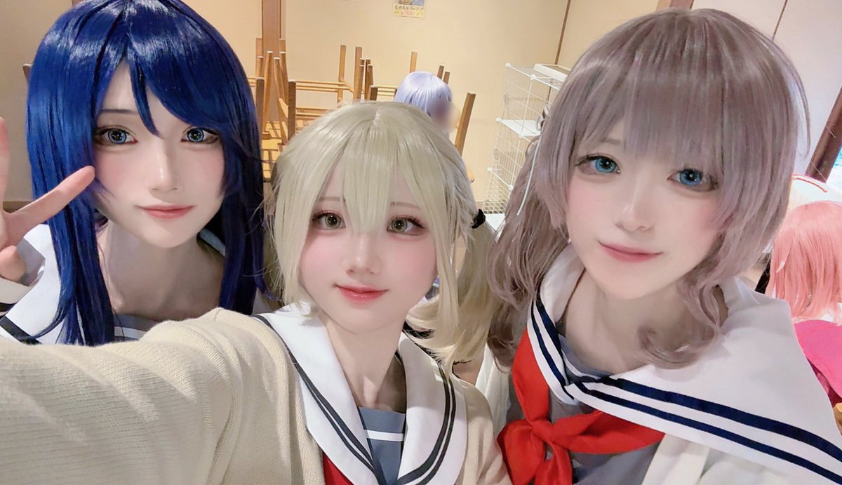 rapisu__0000's tweet photo. 2-A組で写真撮ったよ！

#宮女子会0906 
#prsk_cos https://t.co/aVU2CSbApt