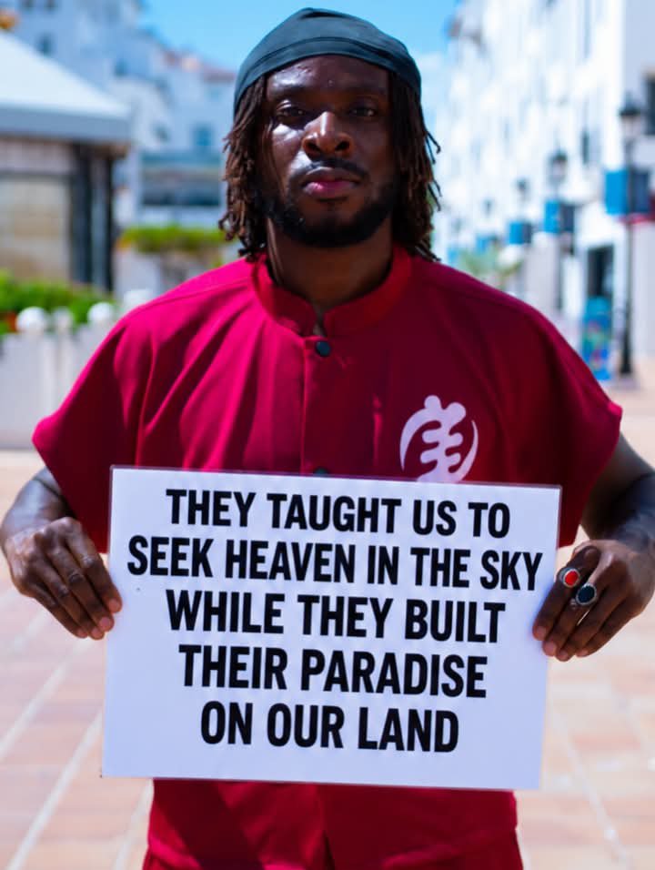 Ernest1588761's tweet photo. Africans wake up https://t.co/kErtOvx5P9