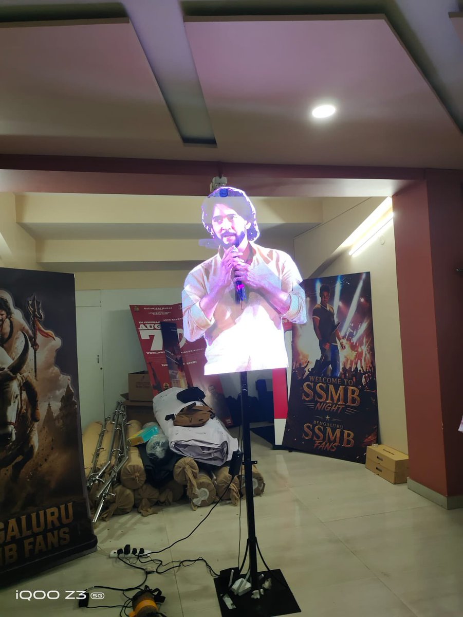 urstrulySKTH's tweet photo. @BengaluruMBFC @urstrulyMahesh @tirumala @Brundha4k_atmos @vinayaka 1st ever 3D Hologram for #Dookudu4k re release @Brundha4k_atmos theatre, Hongasandra by @BengaluruMBFC on AUG 09th 2026 https://t.co/U7Rs4jRUto