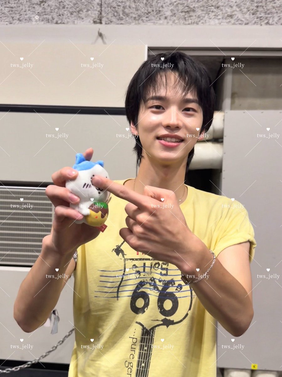 tws_jelly's tweet photo. シニュレバによるハチレバ目潰し

#TWS #투어스 #신유 #SHINYU #シニュ https://t.co/wzjlDM1Gof