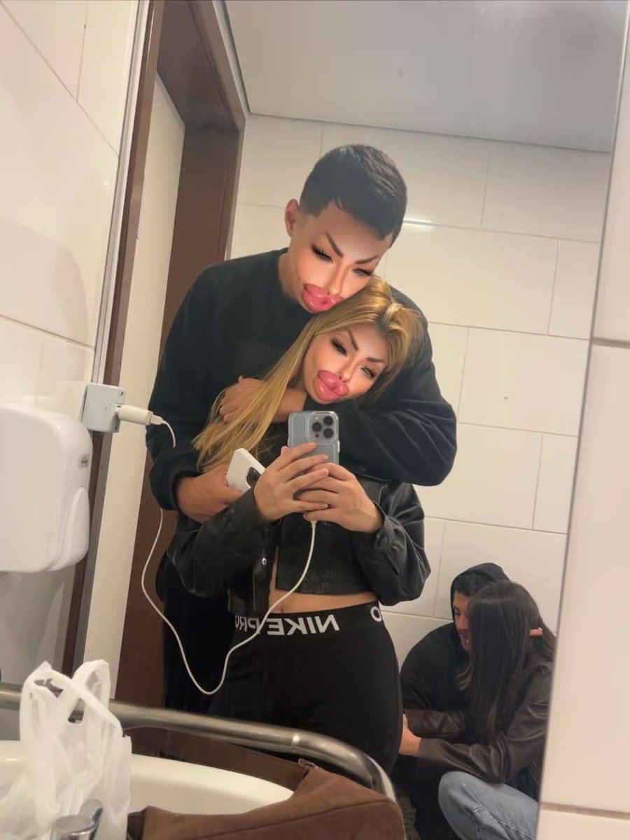 biatrizcssemiro's tweet photo. te assumindo pro brasil fefe ❤️🥹 https://t.co/6jX6QJEo1U