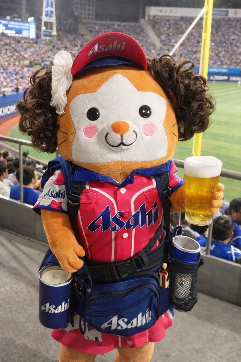 starman_daisuki's tweet photo. まさか売り子って俺の妹か？
ベイなのか？？？ https://t.co/hENSmsVd6H