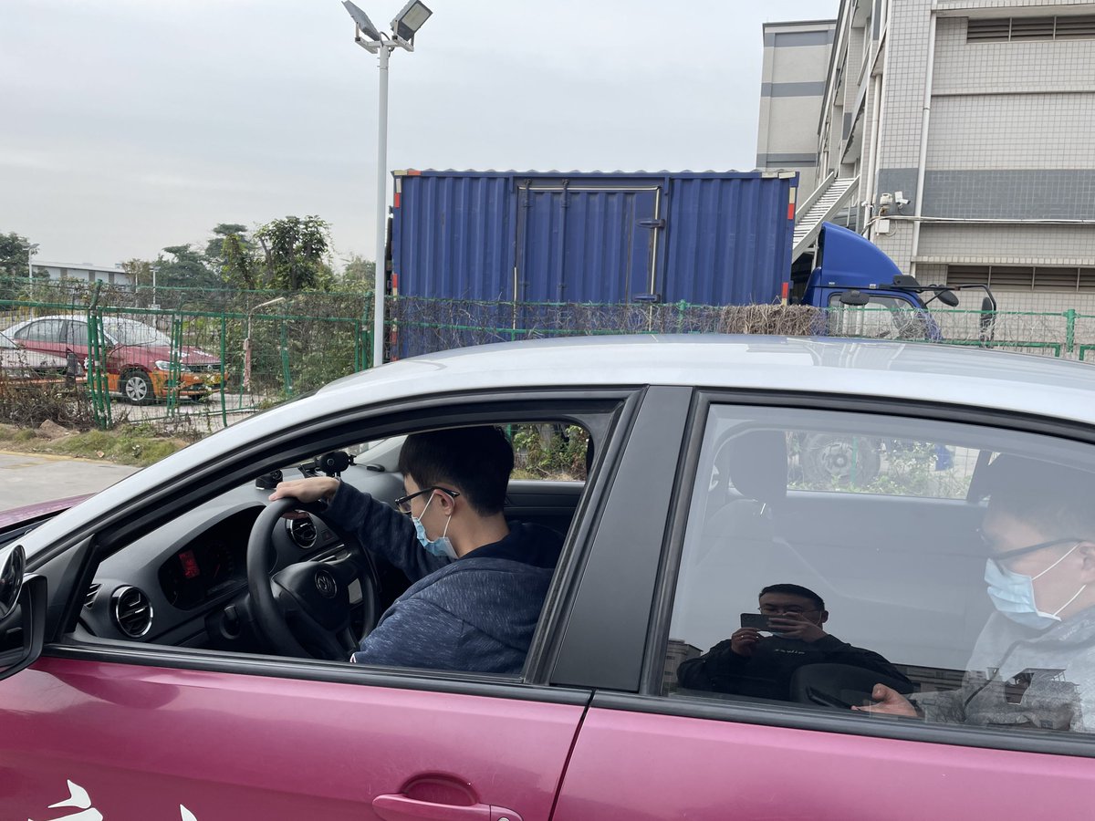 fklib73974879's tweet photo. Just nailed my first parallel parking on the first try today—might actually get my driver’s license by the end of this month! , https://t.co/0r4CKssBBe