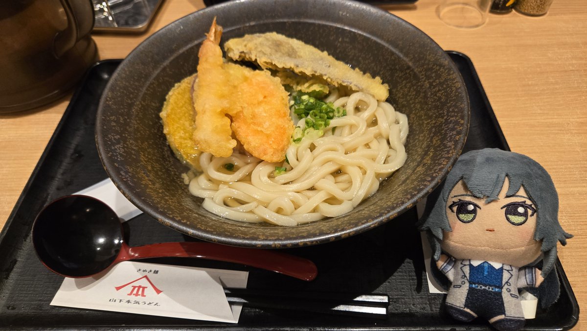 tokyo_superch's tweet photo. ライブ終わってからご飯だとだいぶ遅くなっちゃった

天ぷらうどん https://t.co/wtITx6nBIy