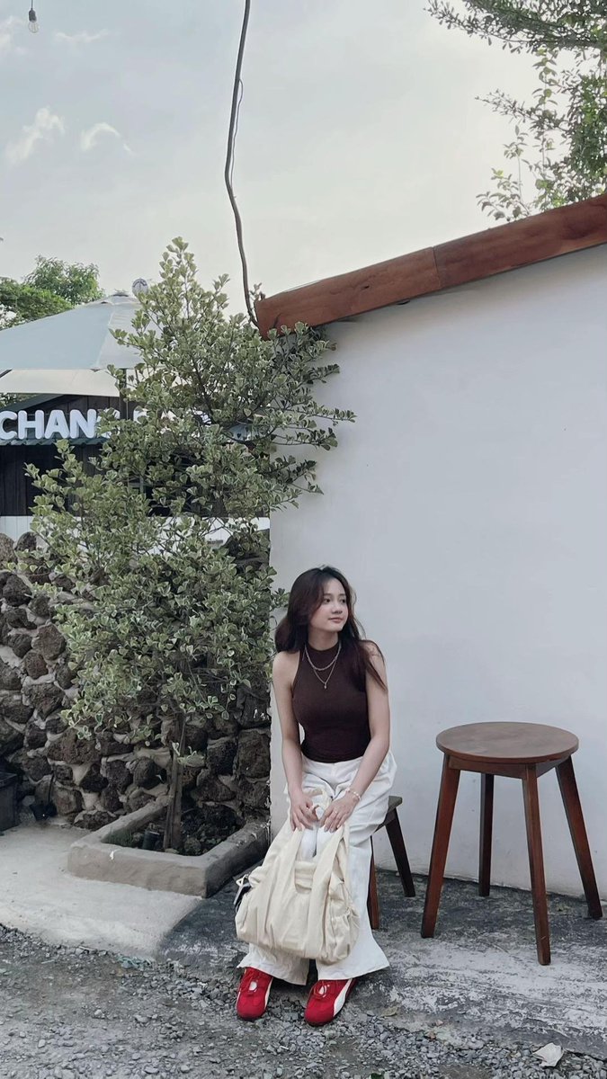 handangtapnac's tweet photo. Hùi chùi ai đc tui BJ thì cho cái FB đi https://t.co/87VChMN6nb