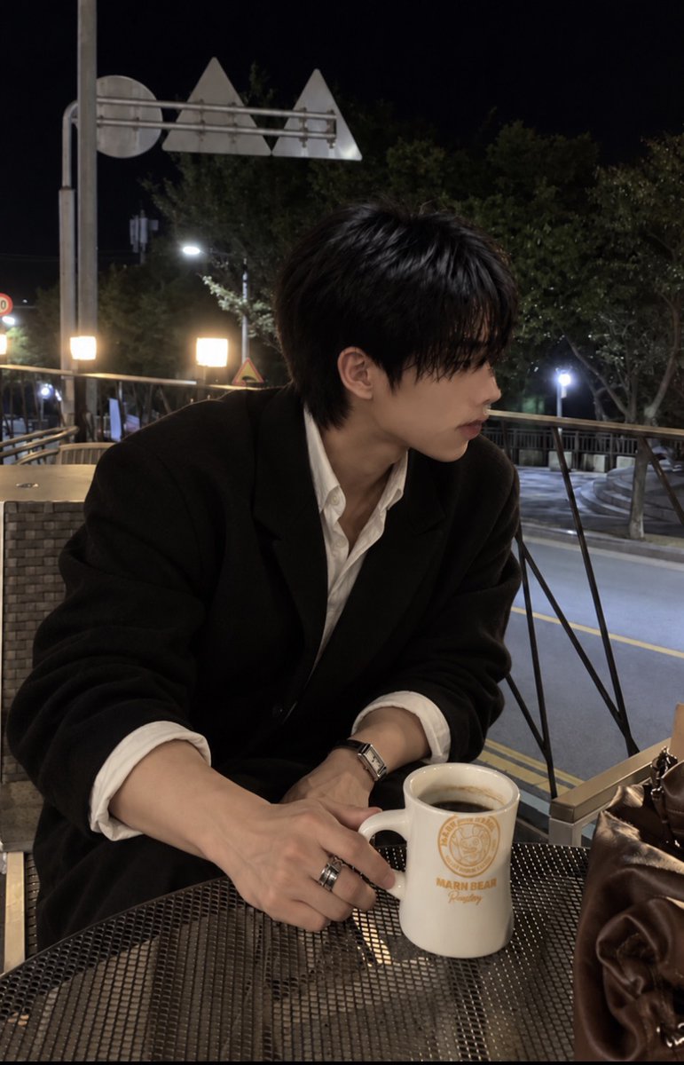 kai78654's tweet photo. 176cm　独占したい　メンヘラ好き https://t.co/njh3fy4pXy