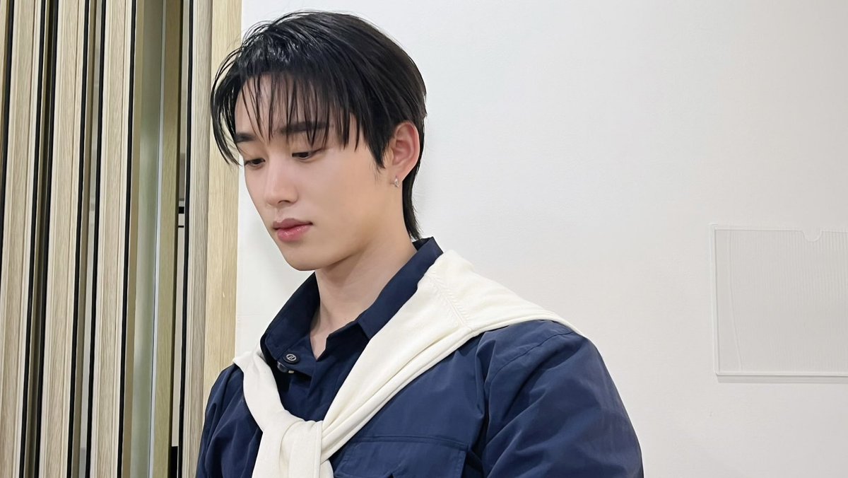EstFanclubTH's tweet photo. SERVE THE FEELS WITH EST 
#ดีน่าโฉมใหม่xเอสศุภ #est_rvp 

ขอขอบคุณทาง @dna_soymilk นะครับที่ชวนน้องเอสมา LIVE กับทางดีน่า พร้อมมอบโปรโมชั่นมากมายให้แฟนคลับในวันนี้  ขอให้ทางแบรนด์มียอดขายปังๆ เป็นที่รักของลูกค้า ยิ่งๆขึ้นไปนะครับ 🙏🏻💙🙇🏻

ขอขอบคุณแฟนคลับทุกคนที่มาร่วมเล่นแท็กส่งกำลังใจให้กับน้องเอสและอุดหนุนสินค้ากันในวันนี้นะคร���บ สำหรับแฟนคลับที่ร่วมลุ้นรับโพลารอยด์ ขอให้ได้ตามที่หวังนะ  😉💙