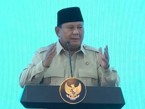 nu_online's tweet photo. Prabowo mengklaim respons pemerintah menangani bencana semakin cepat dan masif. Ia meminta anggaran mitigasi ditambah untuk memperkuat kesiapsiagaan. https://t.co/7QgsDNCNKx https://t.co/2UgZbjEZEI