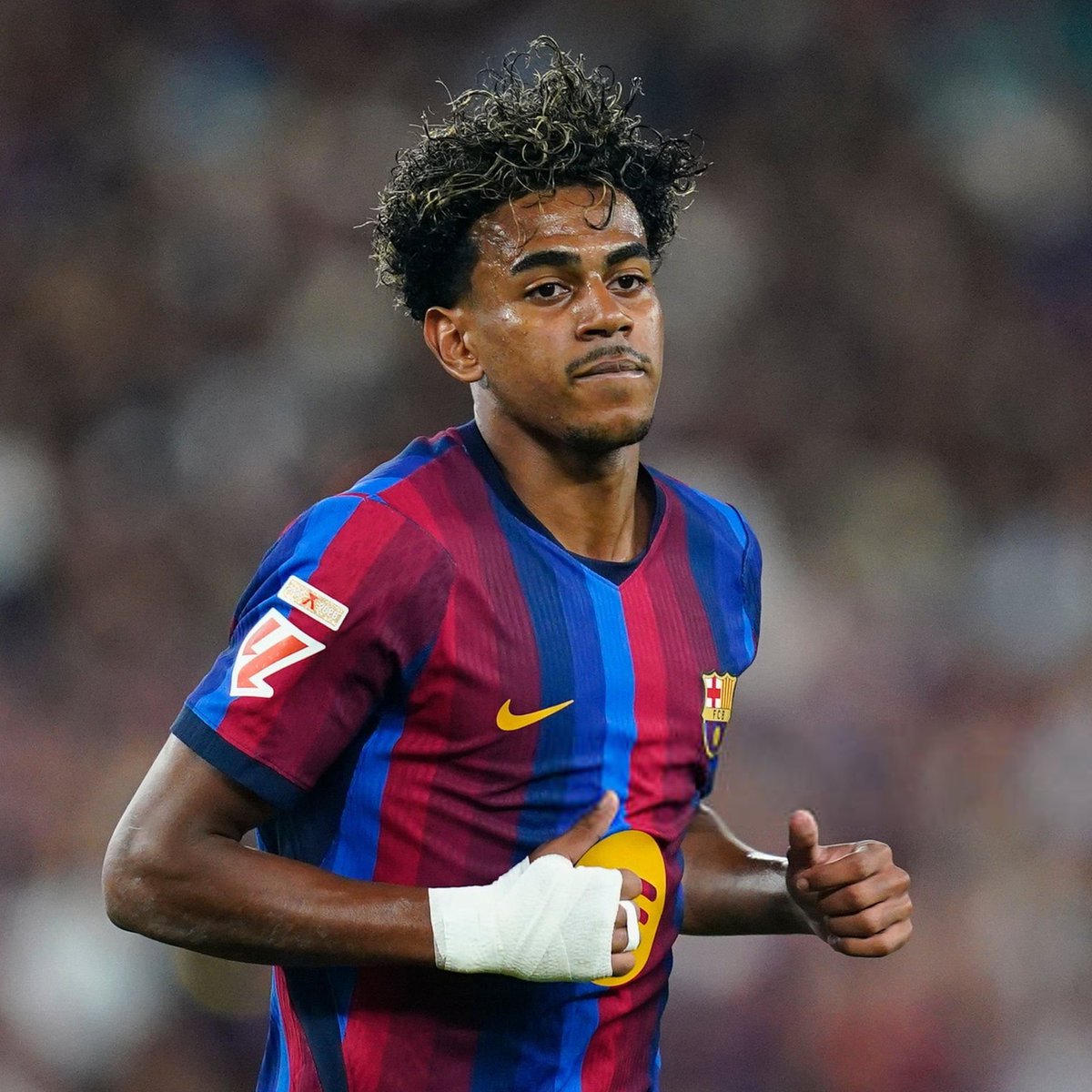 _BeFootball's tweet photo. 🚨🚨 Lamine Yamal 🇪🇸 sur Mbappé 🇫🇷 et Dembélé 🇫🇷 : « QUAND JE LES AI AFFRONTÉ, J’AI GAGNÉ. 😉🤷‍♂️ »

(CP) https://t.co/xFo3bKxWFI