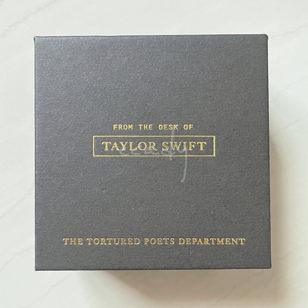 by_malgeum's tweet photo. ✧ ready stock

Taylor Swift • The Tortured Poets Department Bracelet - S/M

price • RM205
local postage • WM RM7.80 | EM RM17.80

first pay • first reserve • no holding
💌 slide into my DMs to order or enquire ♡ https://t.co/HJUXoF68xt