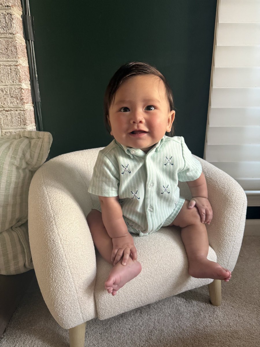 ReadySetData's tweet photo. Hayden is currently in first and for a limited time, votes are 2x today!! He appreciates your support! 

https://t.co/kRl5xsQPs1 https://t.co/JdznKXqZ1T