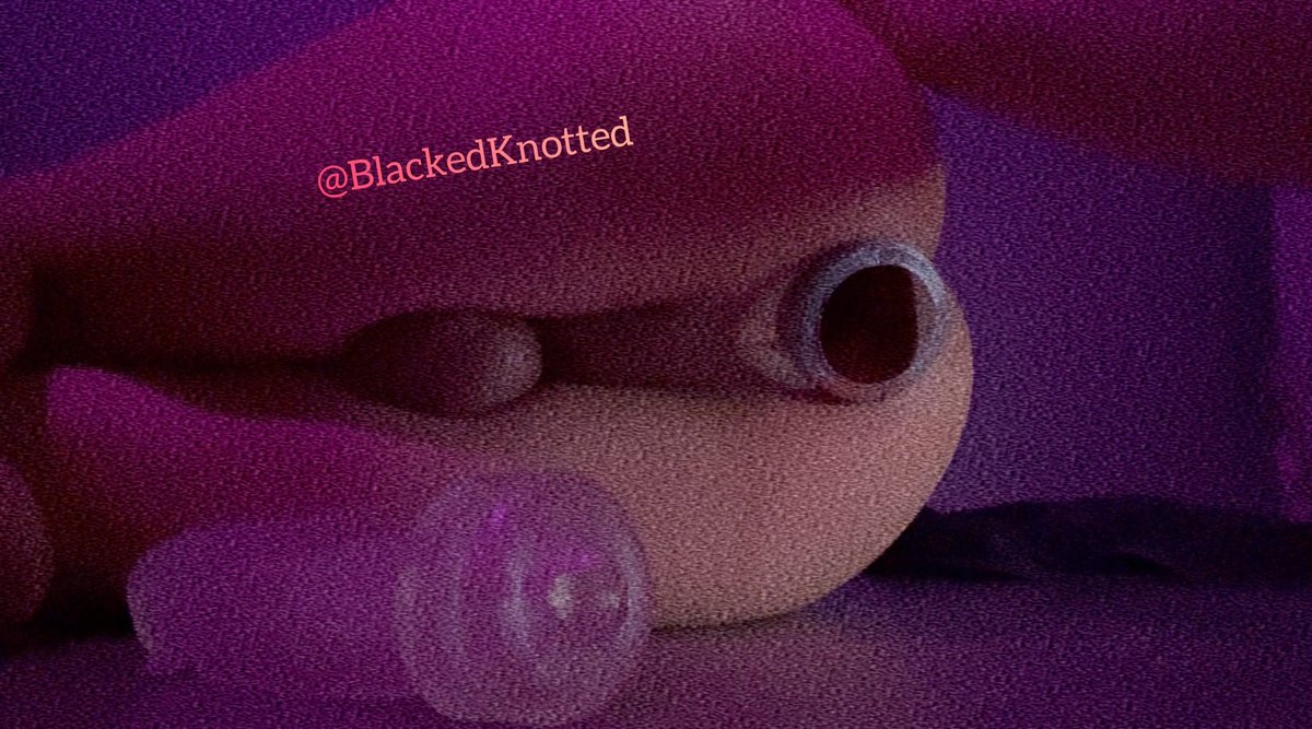 BlackedKnotted's tweet photo. That’s how i fuck my fleshlight btw 😝💘 https://t.co/UyyLH6gEbY