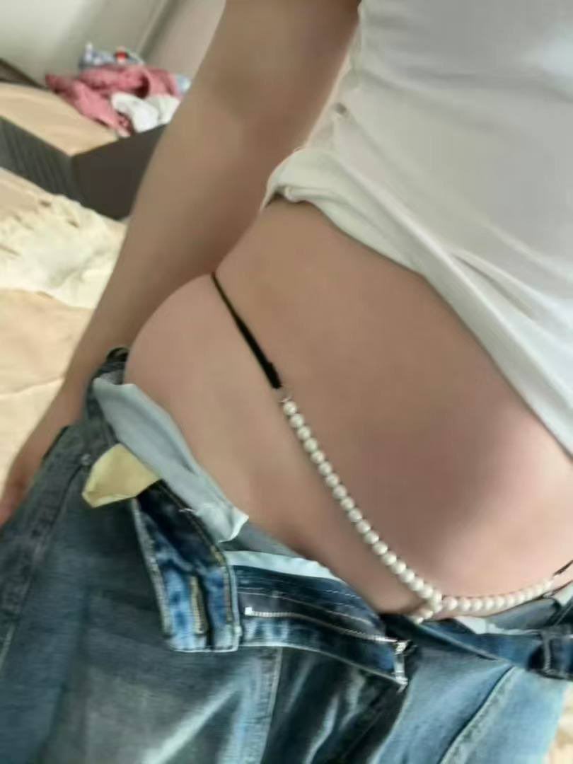 Wilfredobbdb's tweet photo. 97年幼师，爱笑有一颗童心，有点小反差

第一次在 X 发露脸照片    会有人喜欢吗？

有刚刚翻墙出来的吗？交个朋友。🧑‍🤝‍🧑
#幼师 #反差 https://t.co/XWdoNEbTEQ