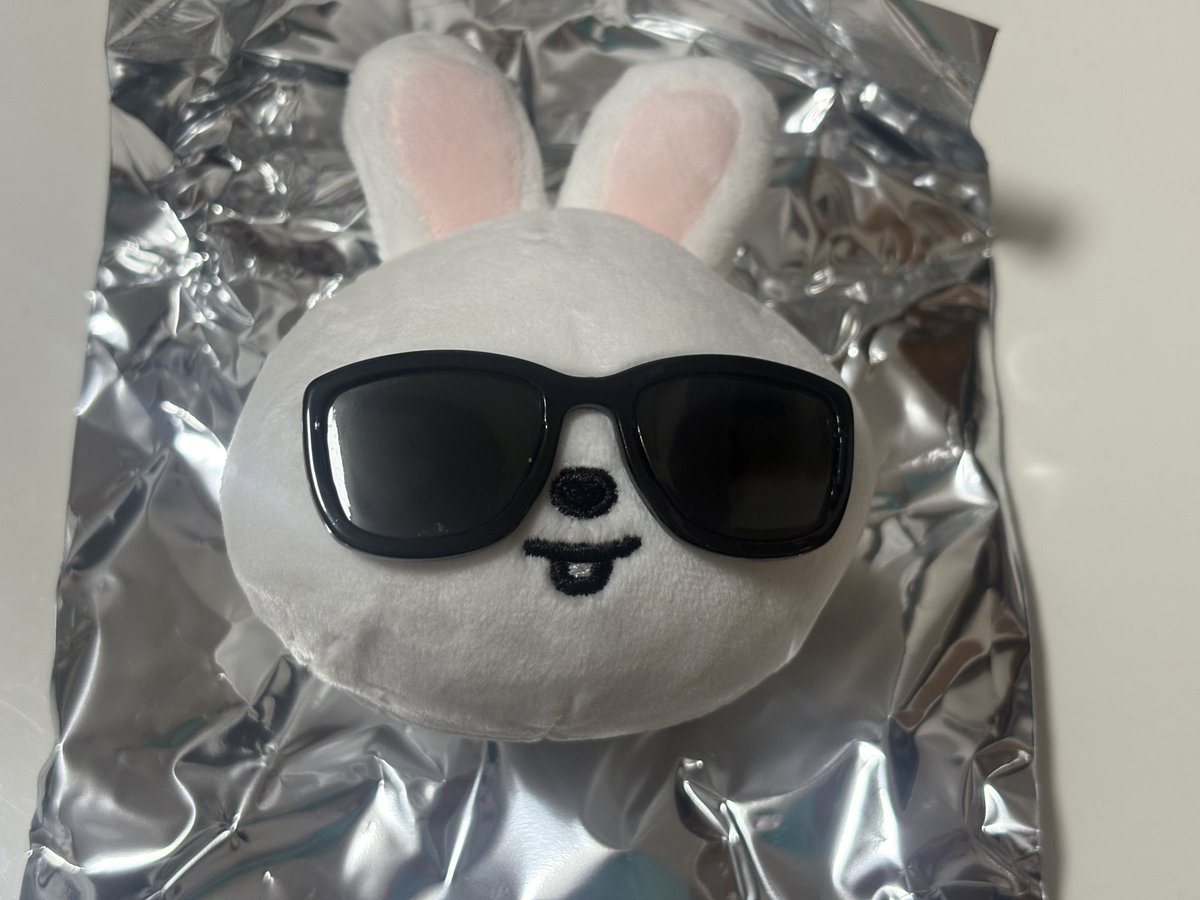 _jinin_'s tweet photo. StrayKids スキズ SKZOO RUNIT ランダムフェイスキーリング グッズ 交換

【譲】 リービット🐰(画像)

【求】 ジニレット🦙

都内手渡しor郵送での交換希望です！
お気軽にお声掛けください🙇‍♀️ https://t.co/sapvBS6E37
