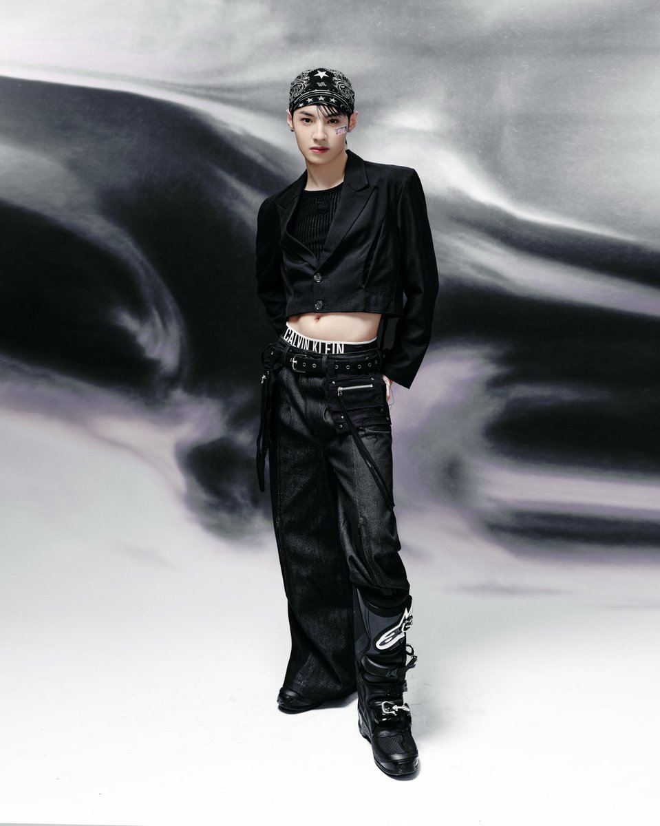 realwangjyunhao's tweet photo. Take a breath. I’m not done yet 😎

 @koz.designstudio  @__k_hsiao 
 @lecyto 
@alpinestars.tw 
 
 #wangjyunhao #GUNO
#王君豪 #blackandwhite 
#breathe https://t.co/5ClhQIpNwJ